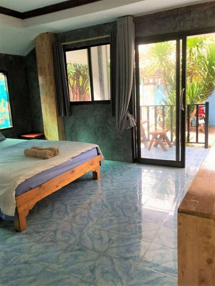 Hotel Poopreaw Resort
