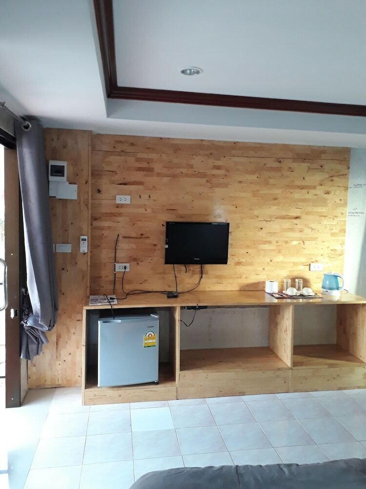 Hotel Poopreaw Resort