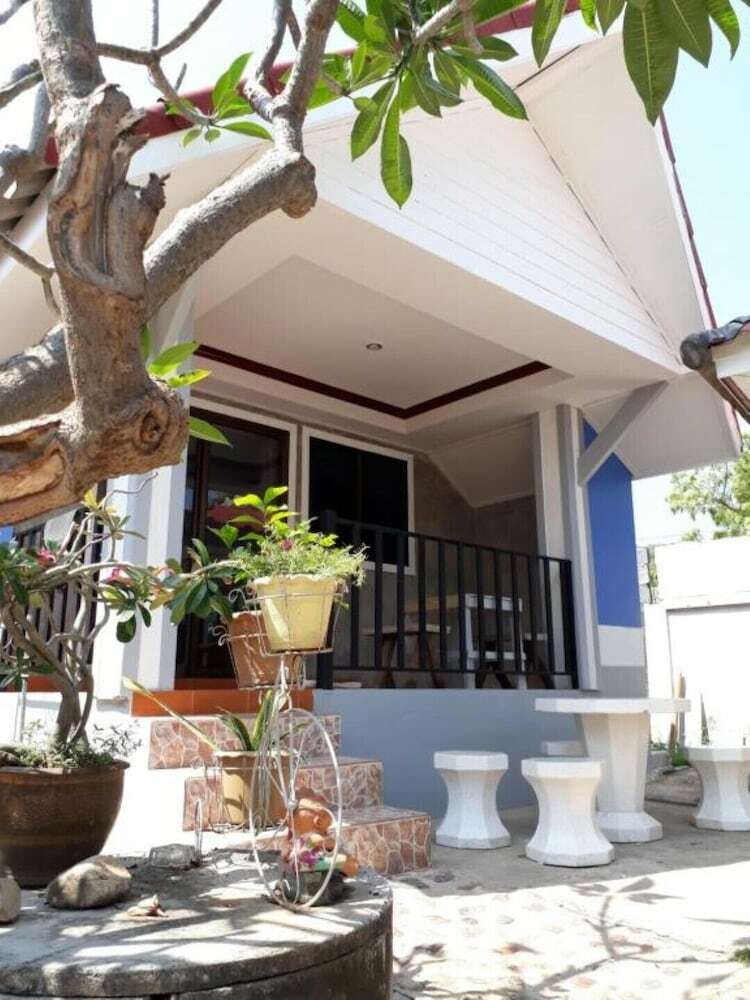 Hotel Poopreaw Resort