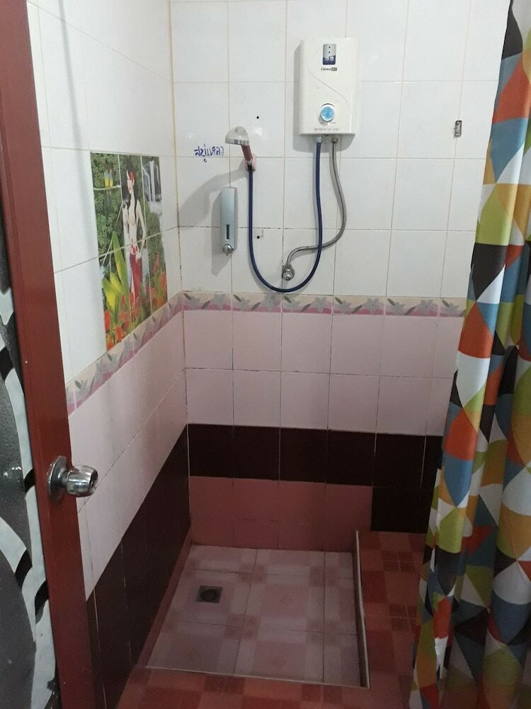 Hotel Poopreaw Resort