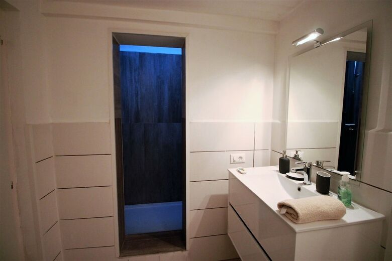 Budapest Easy Flat - Teresa Lux Apartment