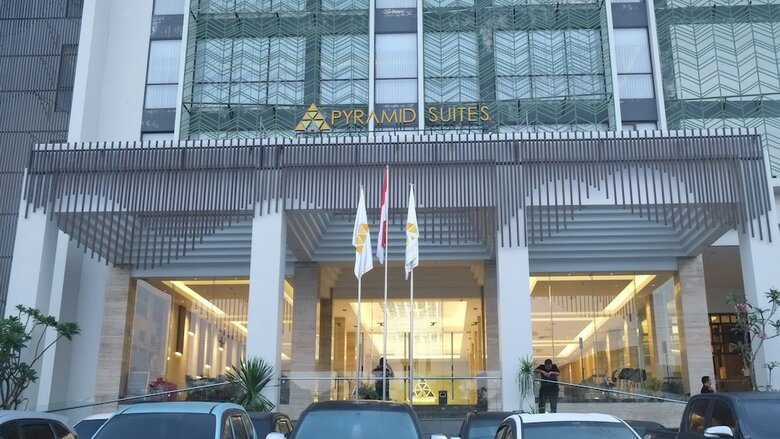Hotel Pyramid Suites