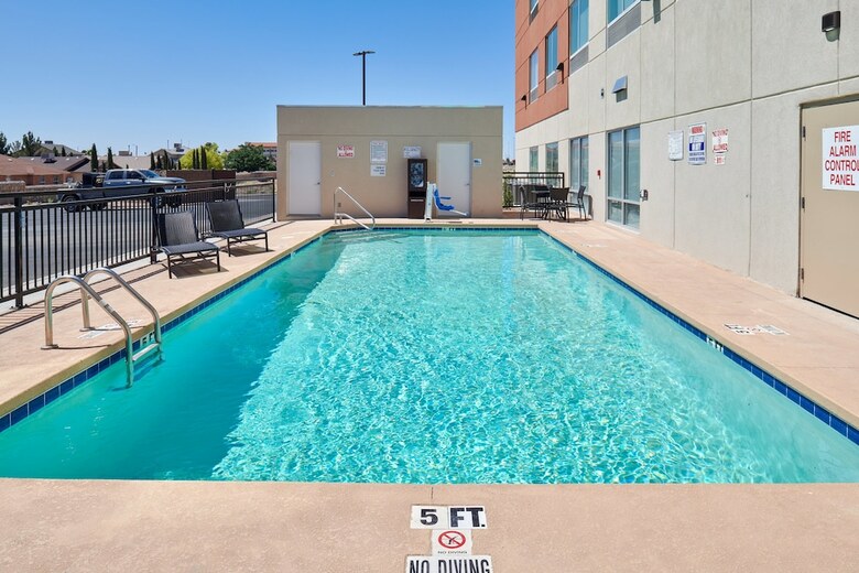 Hotel Holiday Inn Express And Suites El Paso East