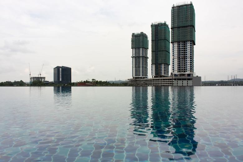 Apartamentos Ashton Meridin Suites