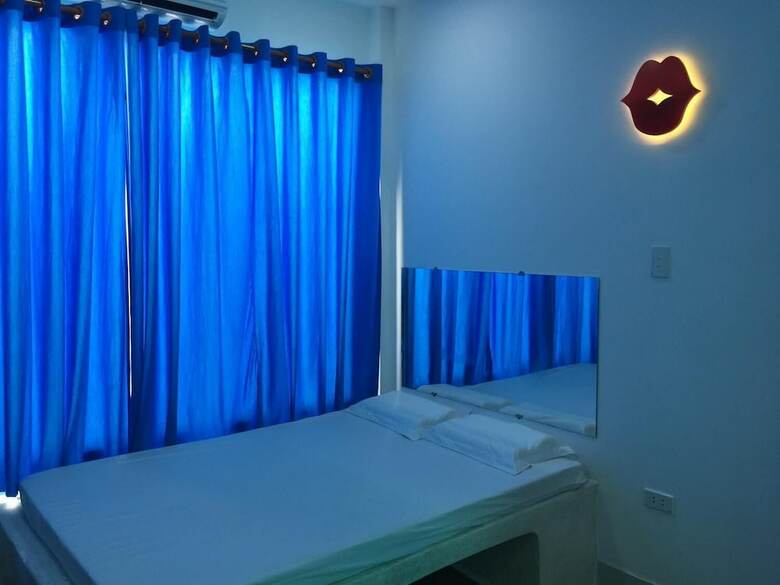 Mai Tuan Chanh Mon A Hotel