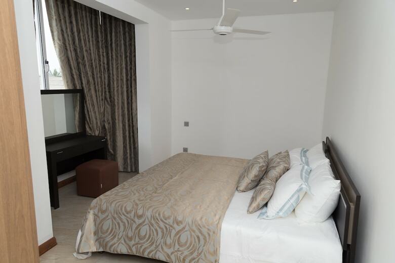 Aparthotel Crown Properties