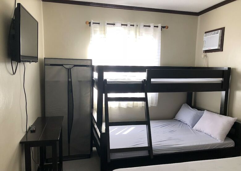Hotel Susana's Room For Rent