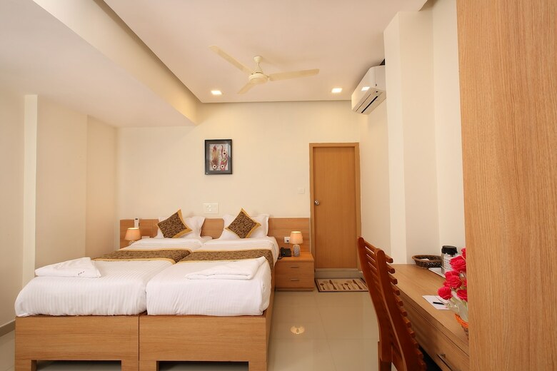 Hotel Prime Palace