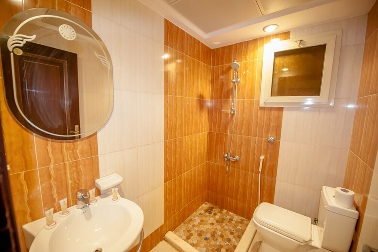 Sadan Plaza Hotel