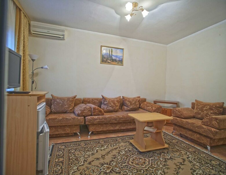 Hotel Gk Oreshnik