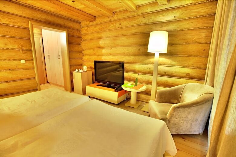 Eco Hotel Romanov Les