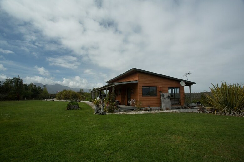 Bed & Breakfast Birds Ferry Lodge Luxury Accommodation