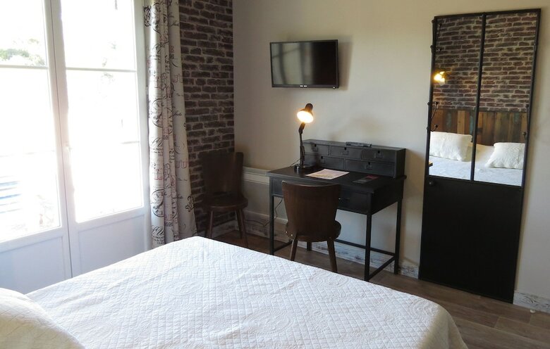Hotel H�tel Les Hauts de Mour�ze