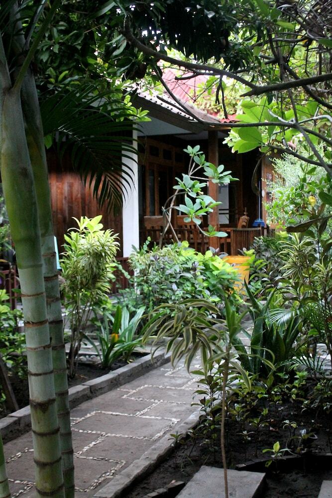 Bed & Breakfast Gili Smile Bungalows