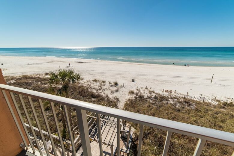 Seahaven Beach Hotel