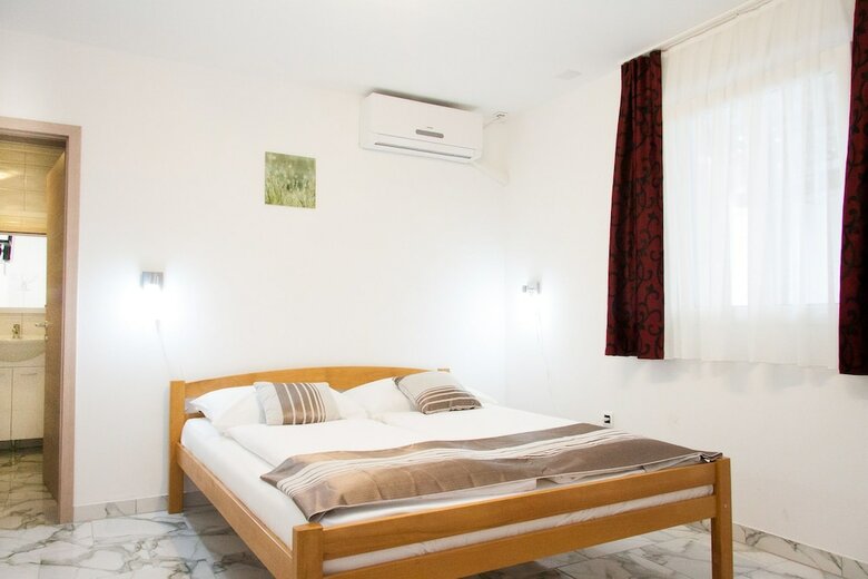 Hotel Rooms Garden Zagreb Airport