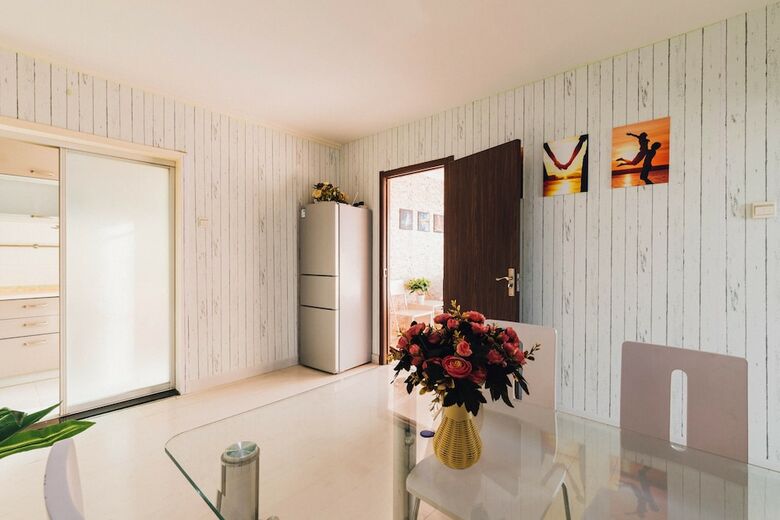 Jiayuhuxiao Apartment
