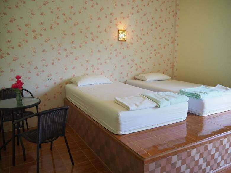 Hotel Chaofa Resort