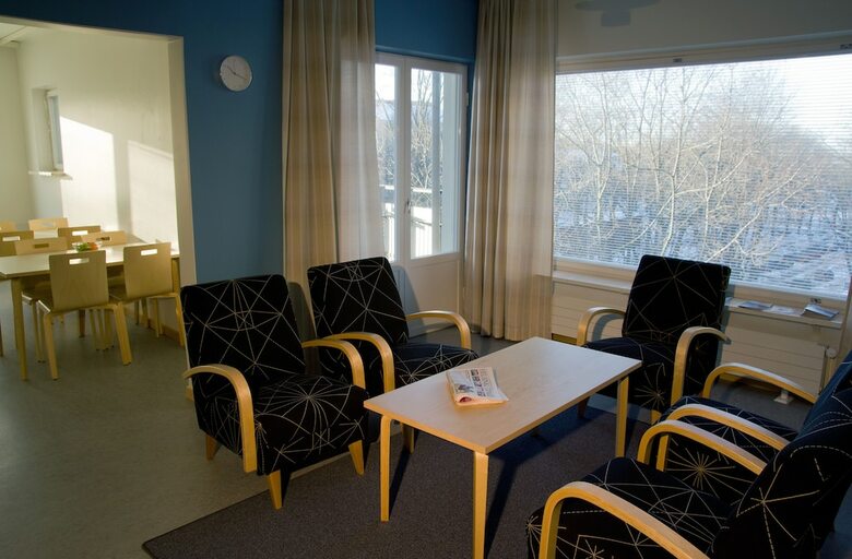 Hotel T��l� Towers
