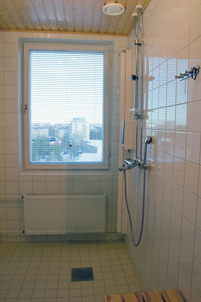 Hotel T��l� Towers