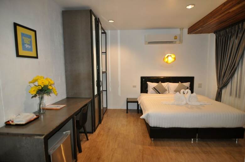 Hotel The Warehouse Chiang Mai