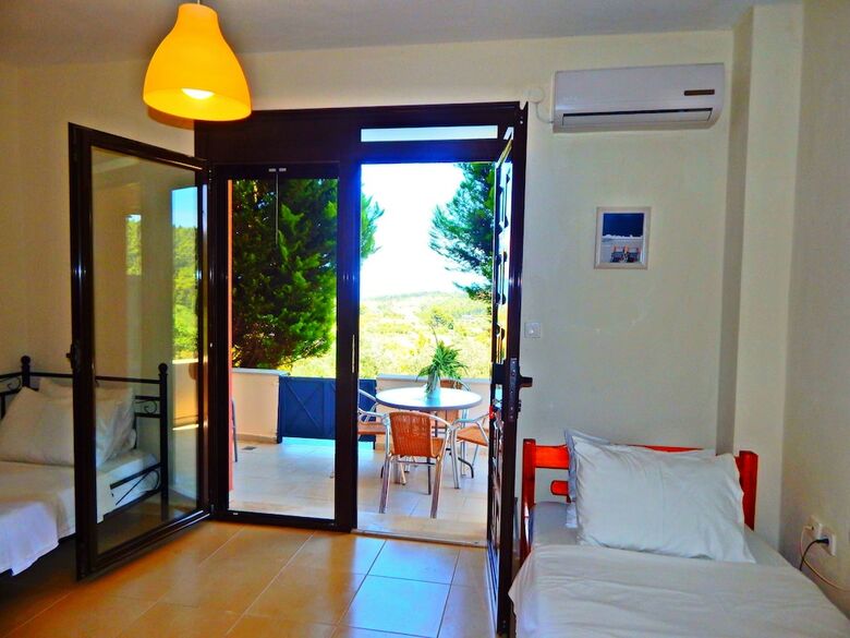 Apartamentos Kripis Studio Paliouri
