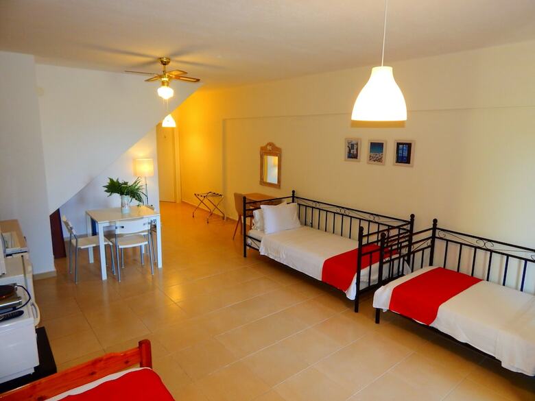Apartamentos Kripis Studio Paliouri