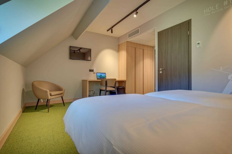 Hotel Golf H�tel Five Nations