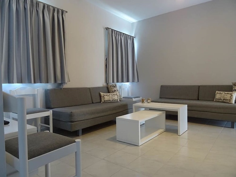 Cosmos Apartments