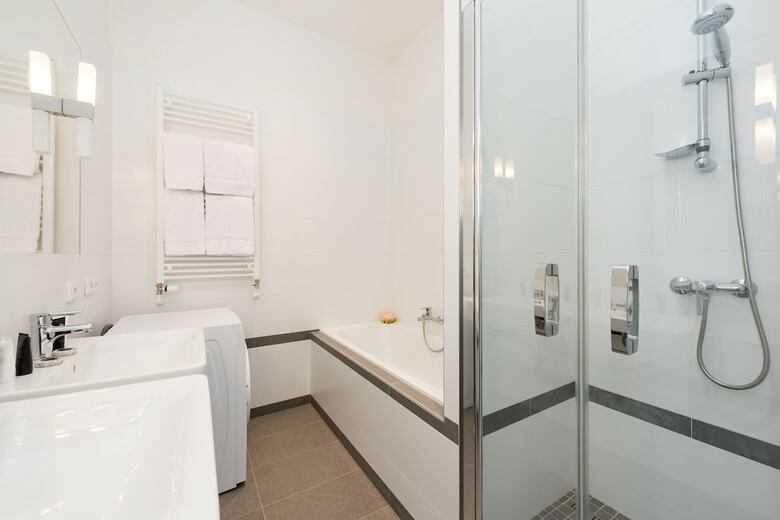 Love To Live Apartments