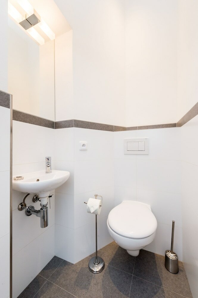 Love To Live Apartments