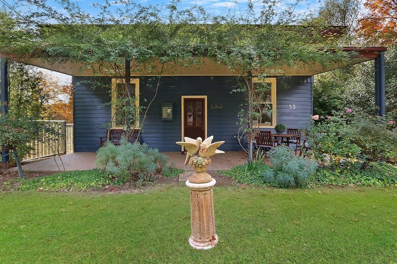 Blue Wren Cottage 3 Bedroom 2 Bath