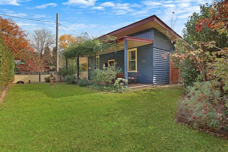 Blue Wren Cottage 3 Bedroom 2 Bath