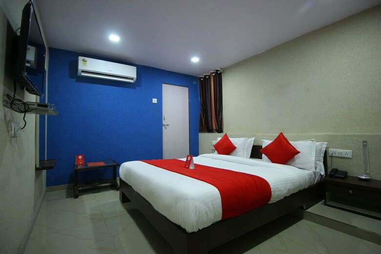 Oyo 8692 Hotel Vibrant Regency