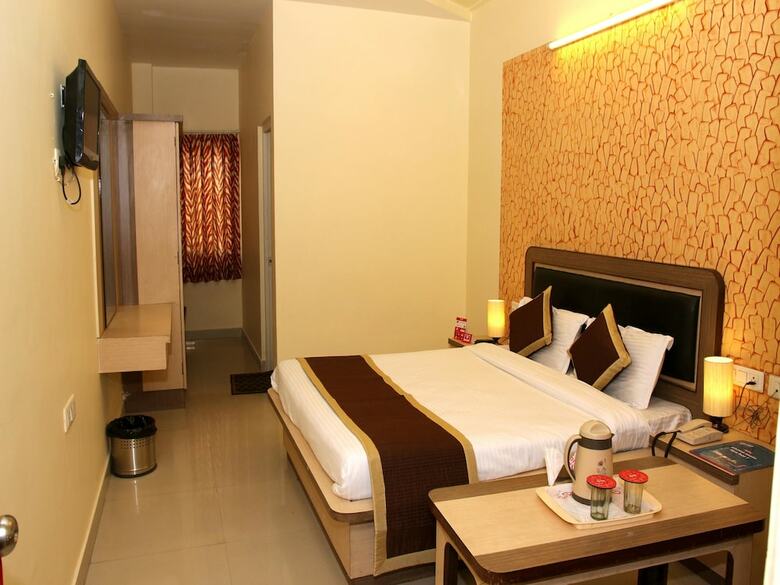Oyo 2722 Hotel Prince