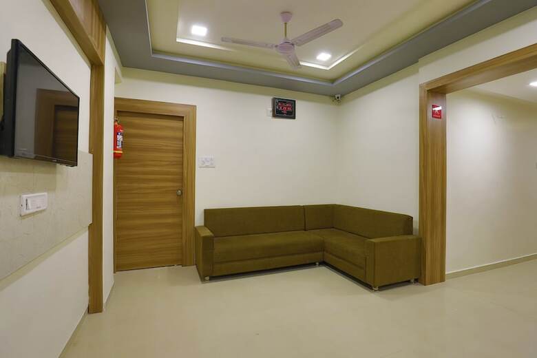 Oyo 10129 Hotel Stay Inn