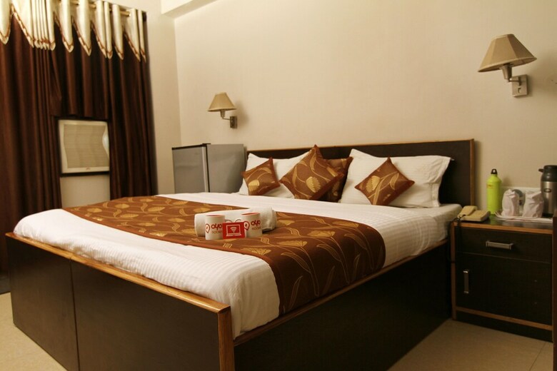 Oyo 3304 Hotel Valentines