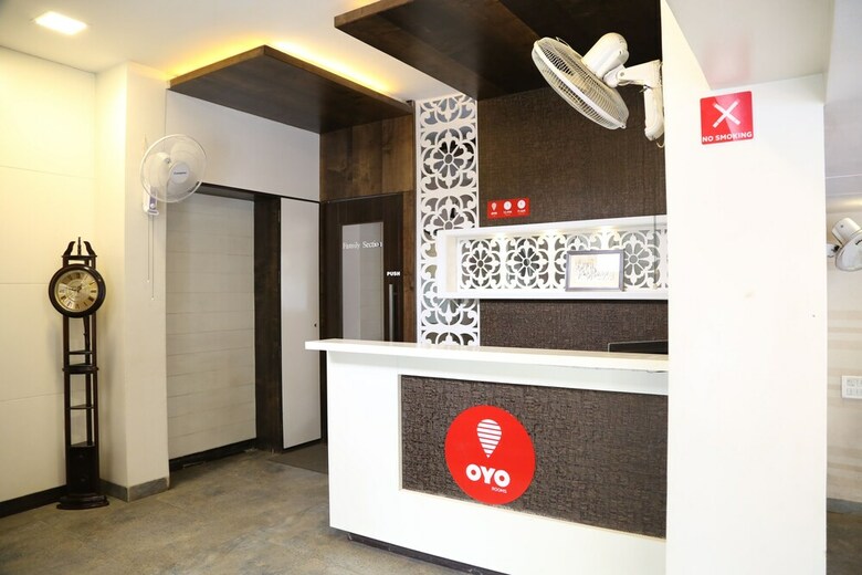 Oyo 9953 Hotel Alankar