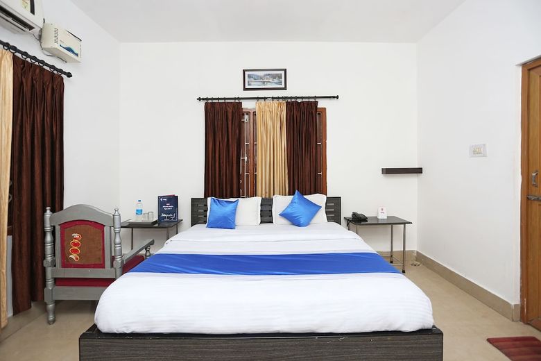 Hotel Oyo 4110 Near Apollo Hospital