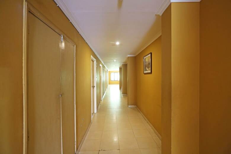 Oyo 4230 Hotel Richi Regency 1