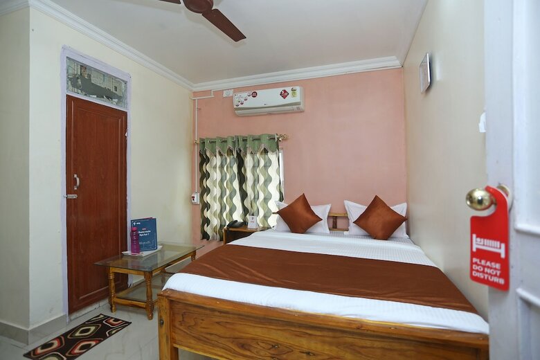 Hotel Oyo 9009 Near Railway Station