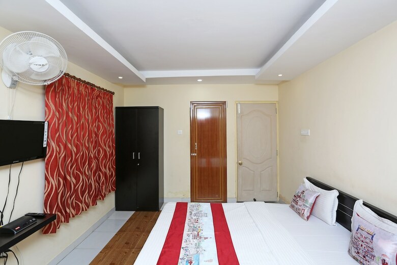 Hotel Oyo 3393 Midway Inn