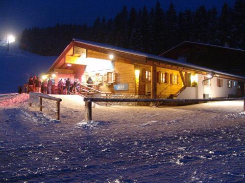 Hostal Alpengasthof G�tschenalm