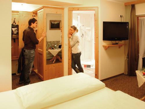Hostal Hotel - Gasthof Gebirgsh�usl