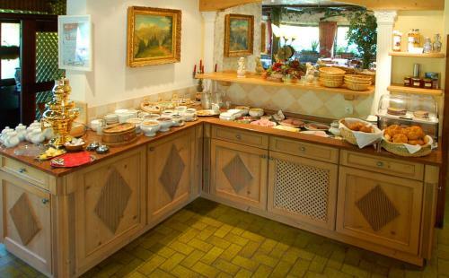 Hostal Hotel - Gasthof Gebirgsh�usl