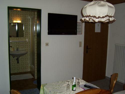 Hostal Pension Herzogh�usel