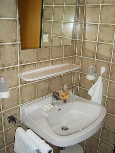 Hostal Pension Herzogh�usel