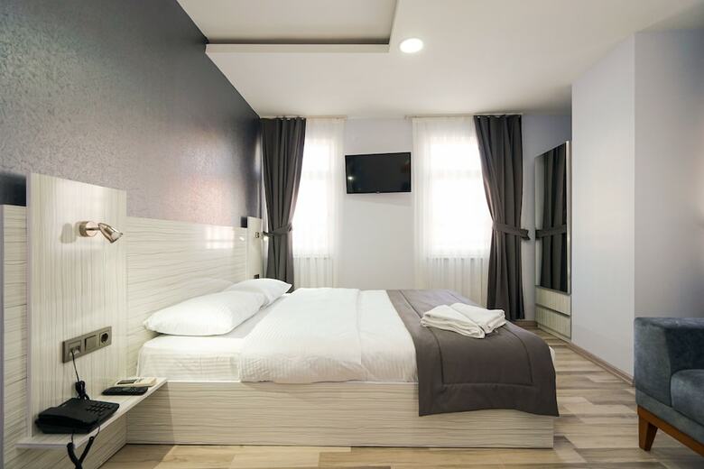 Hotel Element Residence
