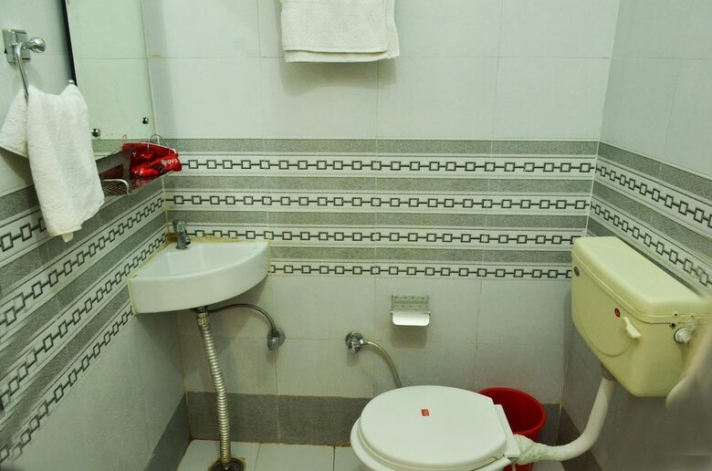 Hotel Oyo 5785 Silver One