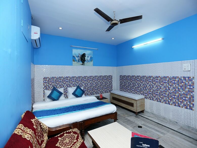 Oyo 9044 Hotel Yatrik